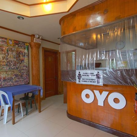 Oyo 788 Lisa'S Guesthouse モアルボアル エクステリア 写真